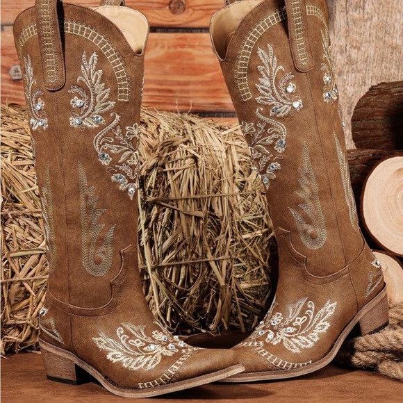 Wide Calf Knee High Western Cowgirl Boots, Rhinestones With Classic Embroidery - Picture 1 of 7
